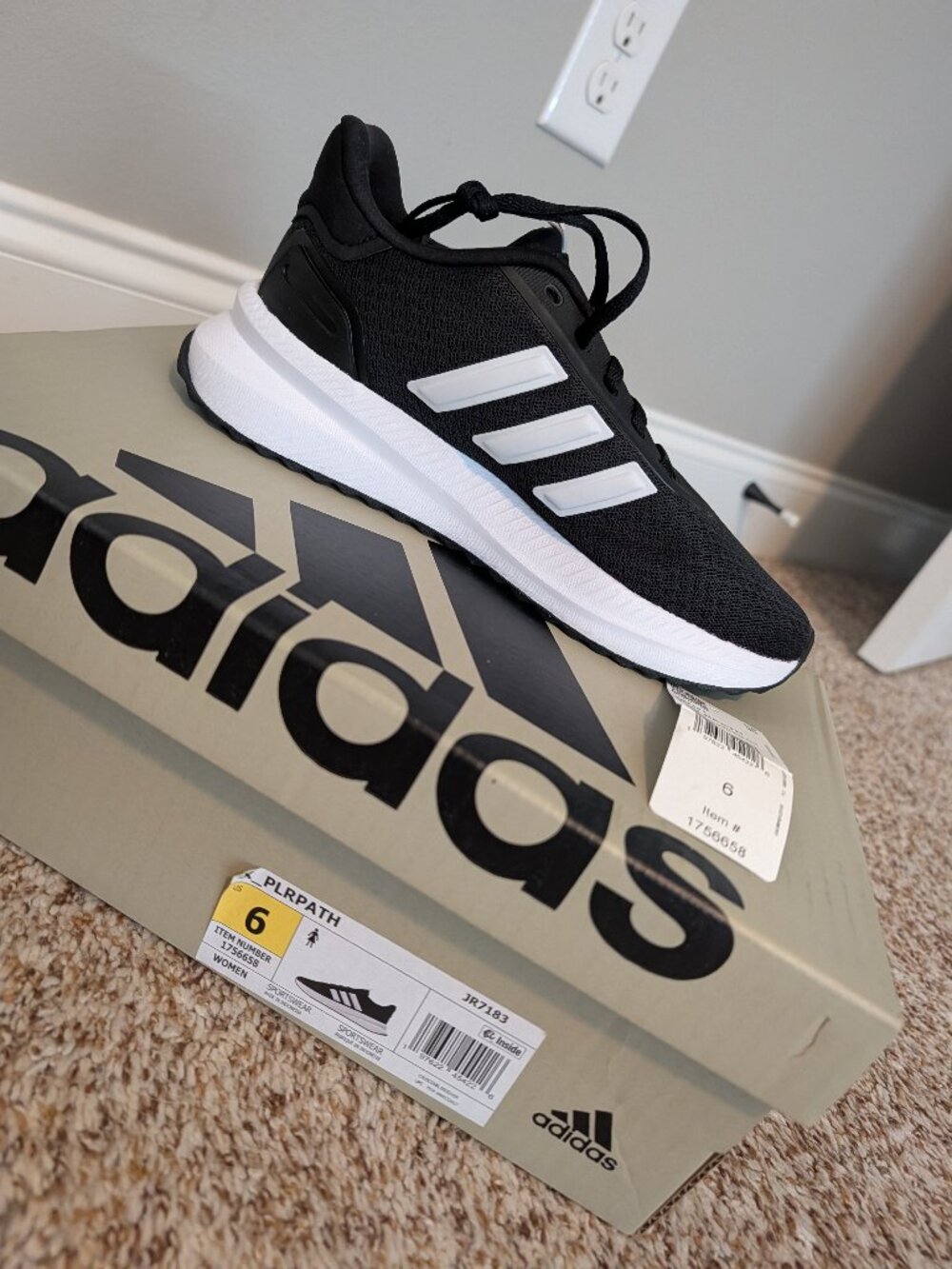 Adidas Cloudfoam x_plrpath Women's Size 6 (BRAND NEW!!!)